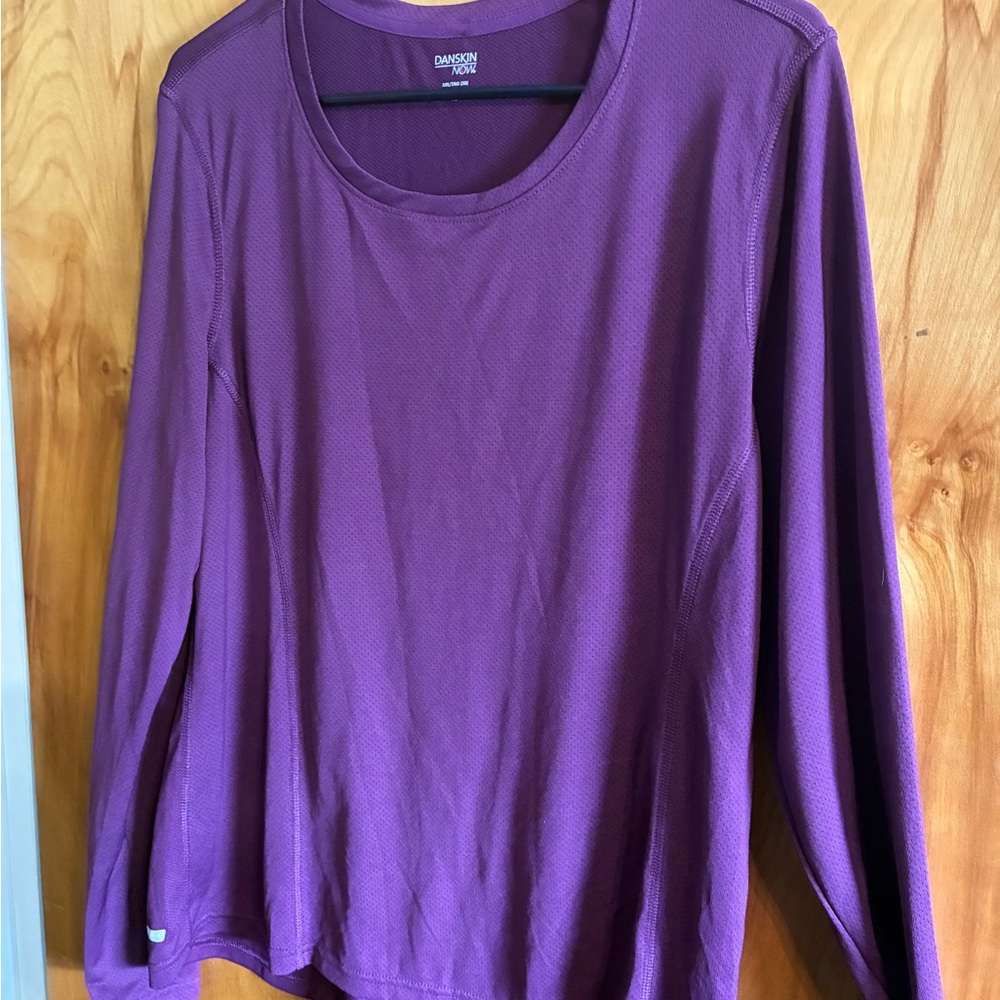 Assorted Athletic Tops Bundle - image 5